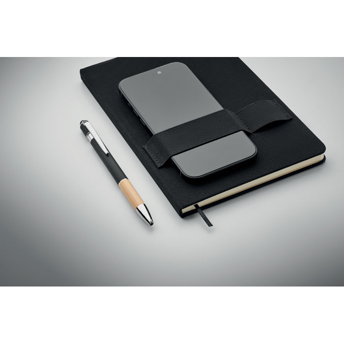 NOTA – Set notebook A5 in RPET con penna – Nero